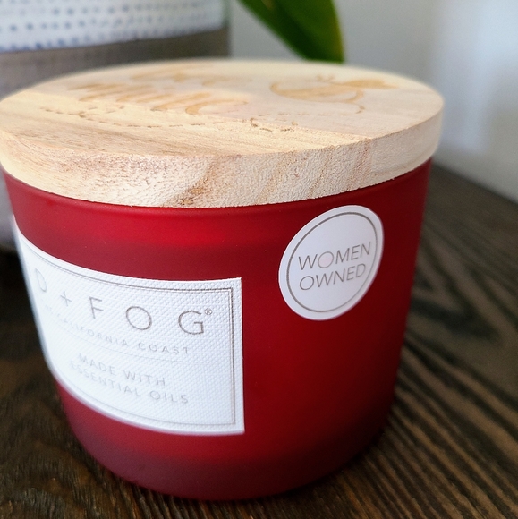 New Sand + Fog Soy Wax Blend 12 oz Candle - Tropical Citrus - Picture 2 of 5